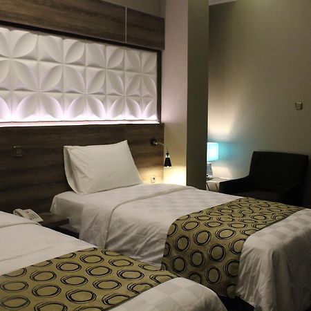 Fontana Hotel Cakarta Dış mekan fotoğraf