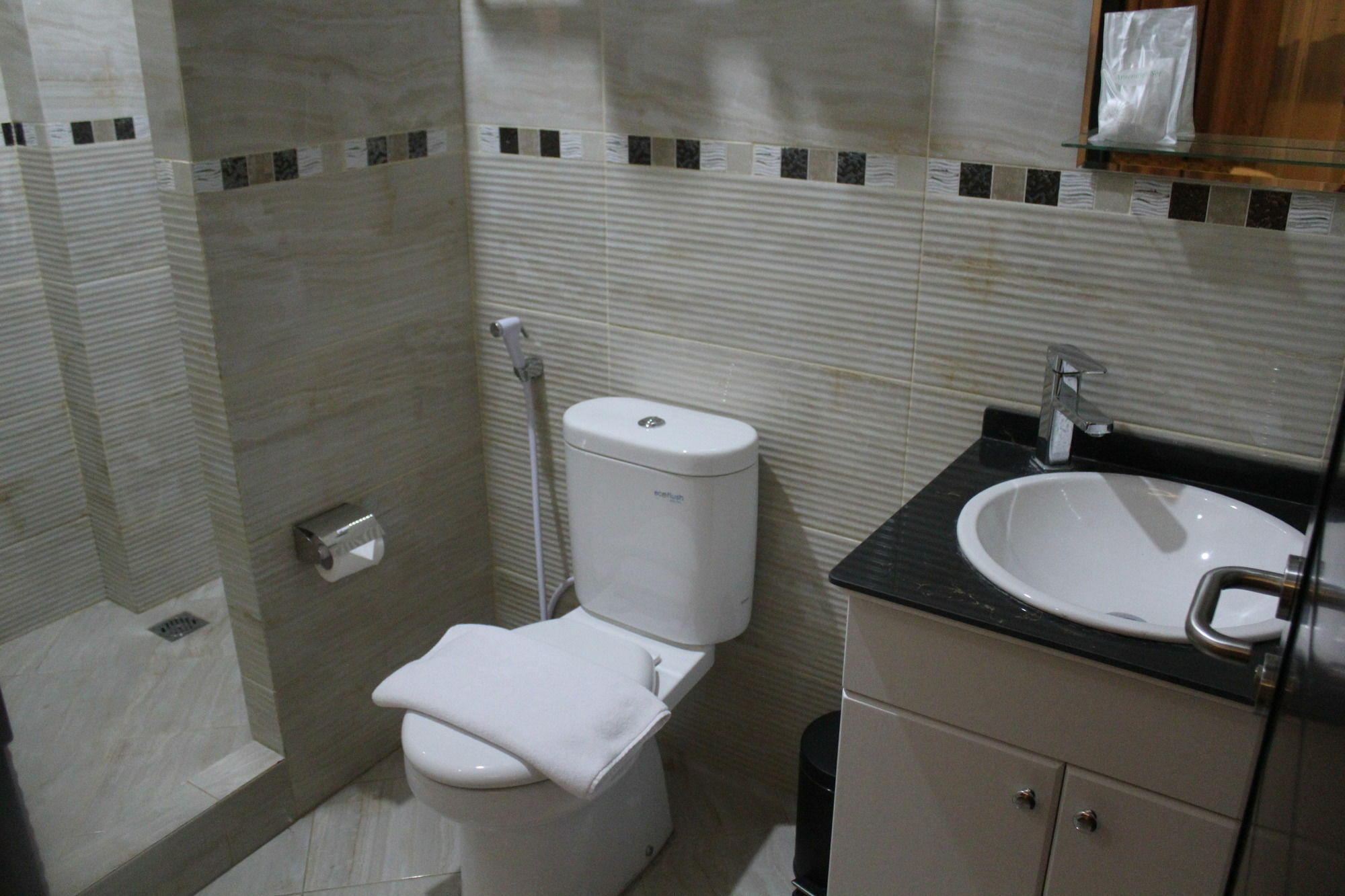 Fontana Hotel Cakarta Dış mekan fotoğraf
